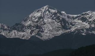 在朋友圈看别人发下雪了的文案 抖音下雪超级火的文案